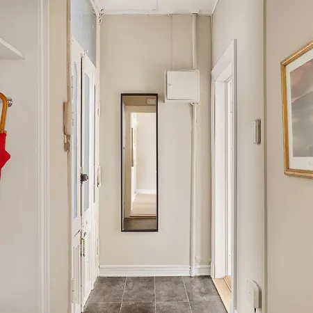 Apartment Dinbnb L Easy Check-in L Unbeatable Location L New In 2024